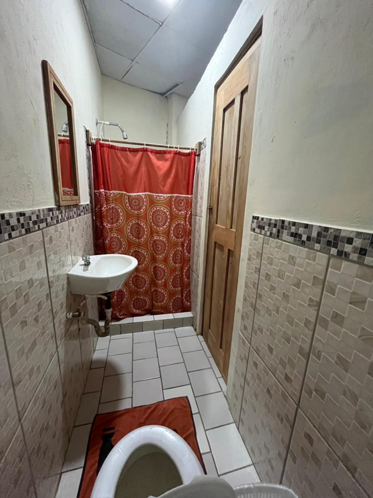 Valerie Emanuel Apartments Bocas del Toro Exterior foto