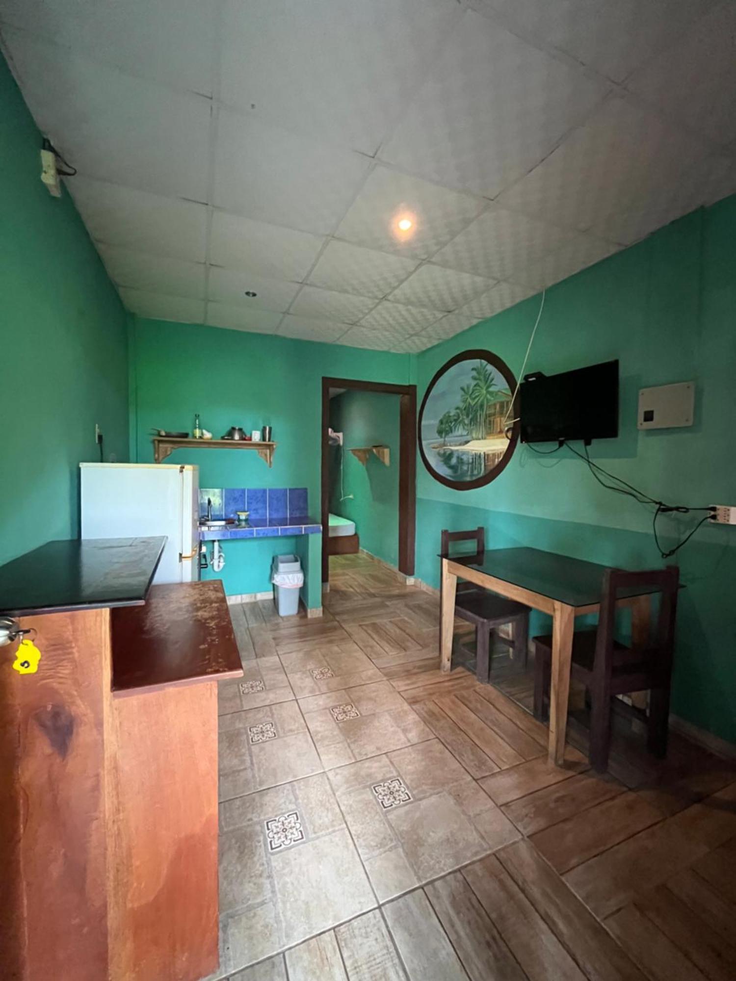 Valerie Emanuel Apartments Bocas del Toro Exterior foto